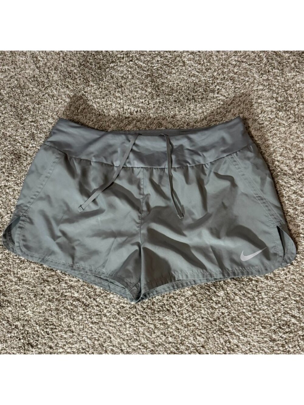 Nike Running Shorts Womens Large Gray Dri-FIT Lined Drawstring Athletic CJ2400